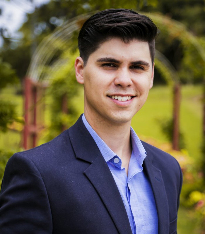 Dr. Yuri Adriano Farias — Advogado